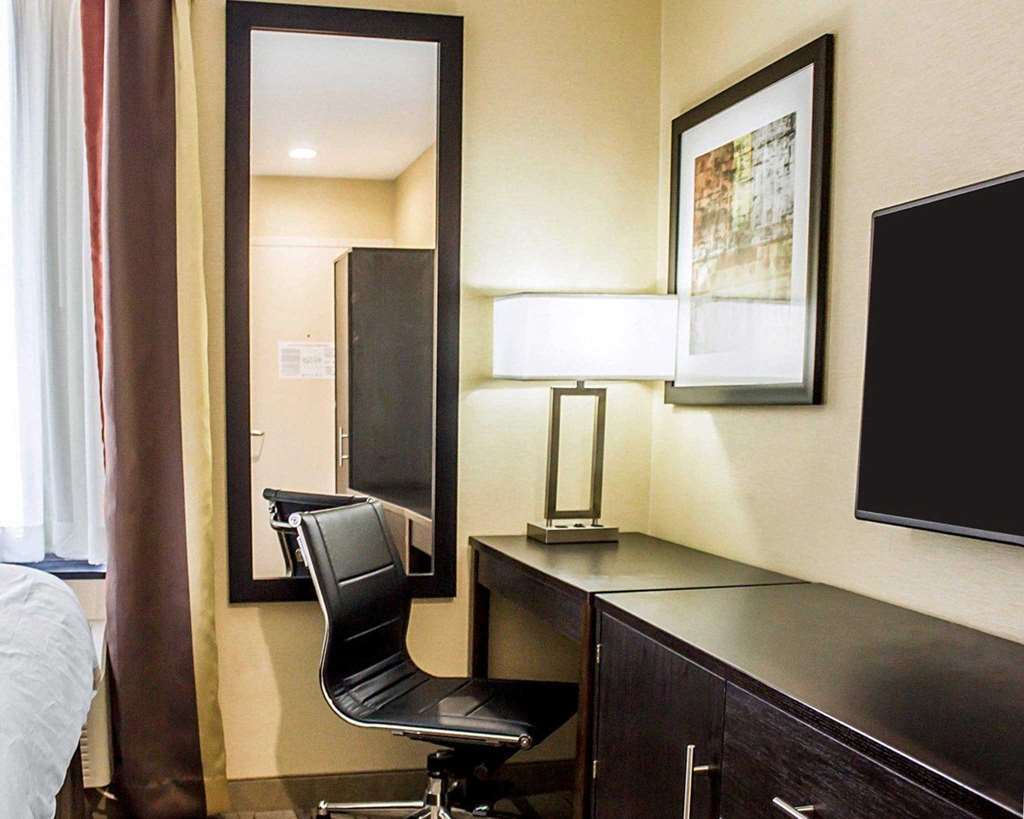 Pitkin Hotel New York Bilik gambar