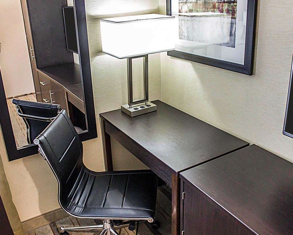 Pitkin Hotel New York Bilik gambar
